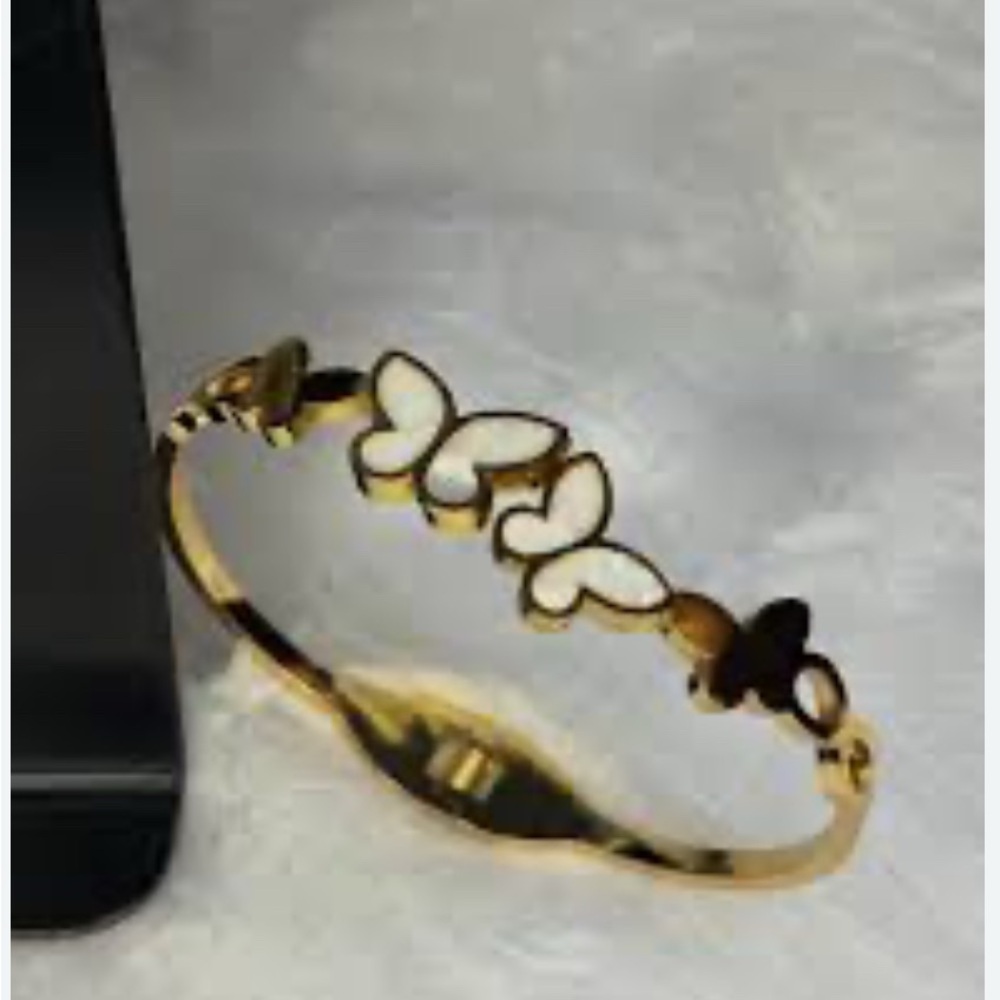 Elegant Gold and White Butterfly Bracelet